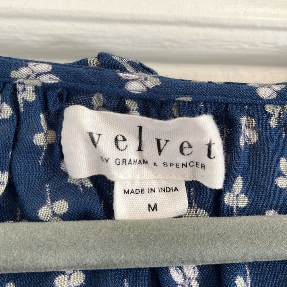 Blue Floral Ruffle Blouse - Picture 3 of 4